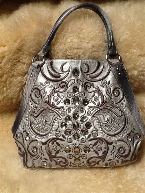 Women's Silver Designer Handbags 